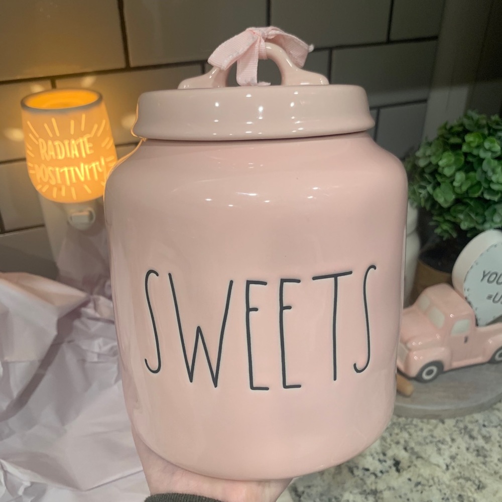 Do not buy this is a reserved listing